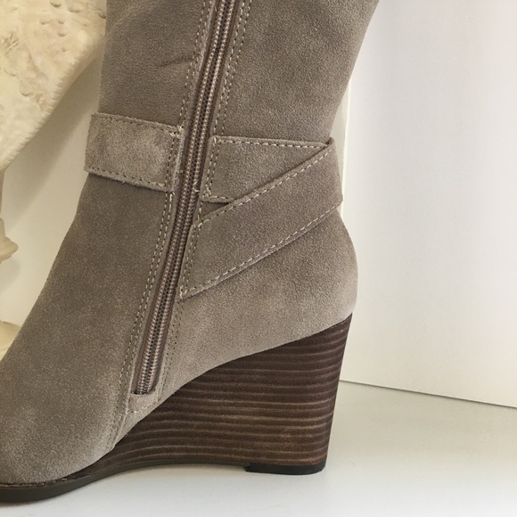 Sole Society Paloma Suede Wedge Boots Mushroom 7.5 - Picture 4 of 8